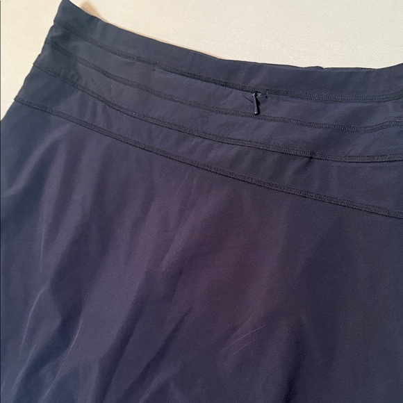 Athleta Navy Blue Athletic Skort with Built-In Shorts Size 12 - Picture 7 of 7